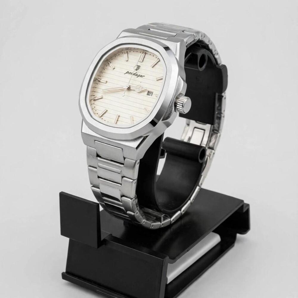 Nautilus style watch white dial newwww